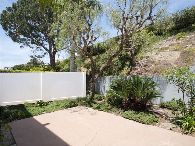28518 Cedarbluff, Rancho Palos Verdes, CA 90275
