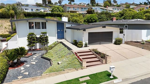28518 Cedarbluff, Rancho Palos Verdes, CA 90275