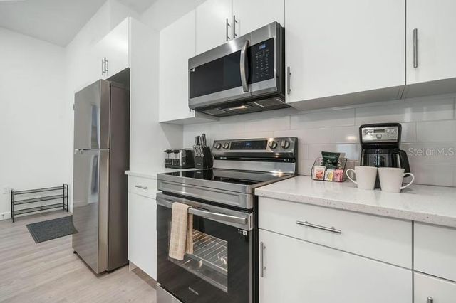 384 FAMAGUSTA DRIVE, Davenport, FL 33896