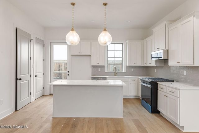 315 Sandstone Avenue 101, Scott, LA 70583