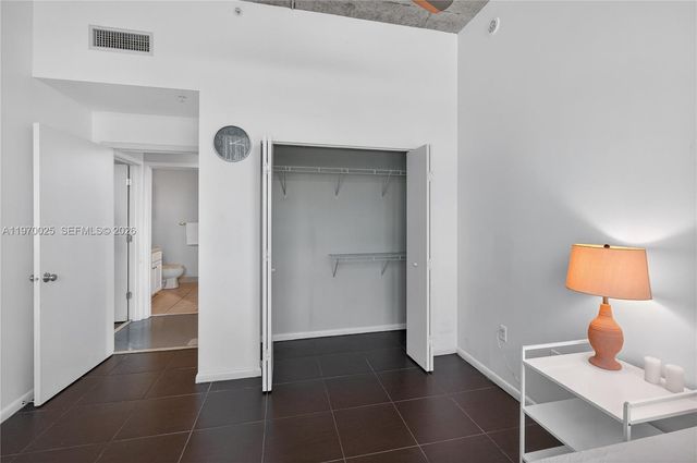 2001 Biscayne Blvd 2612, Miami, FL 33137