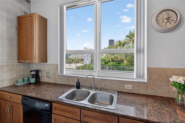 2001 Biscayne Blvd 2612, Miami, FL 33137