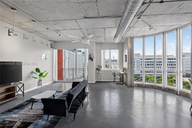 2001 Biscayne Blvd 2612, Miami, FL 33137