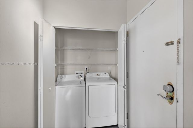 2001 Biscayne Blvd 2612, Miami, FL 33137