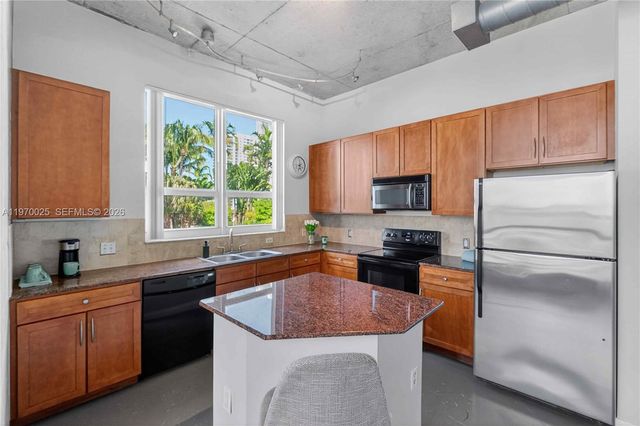 2001 Biscayne Blvd 2612, Miami, FL 33137