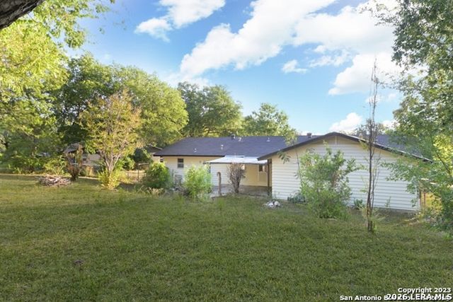 3611 LARKHILL, San Antonio, TX 78228