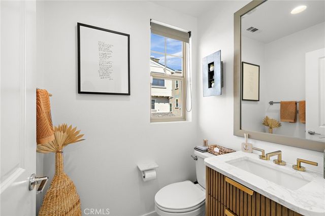 26 Yerra, Rancho Mission Viejo, CA 92694