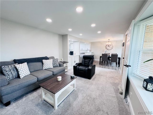 49 Marilyn Drive, West Seneca, NY 14224