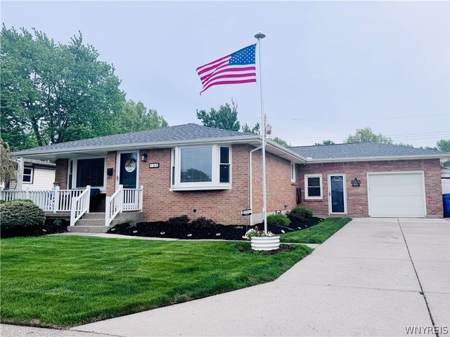 49 Marilyn Drive, West Seneca, NY 14224