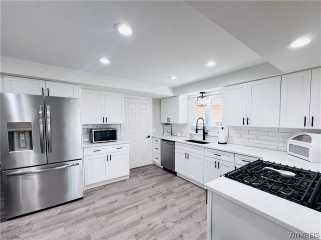49 Marilyn Drive, West Seneca, NY 14224