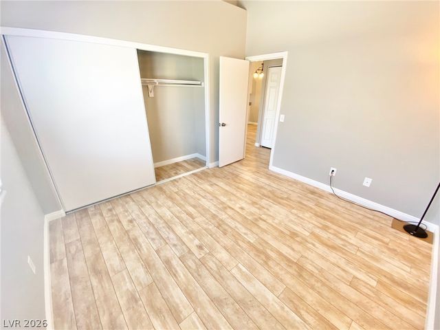 2153 Jade Creek Street 207, Las Vegas, NV 89117