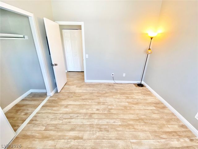 2153 Jade Creek Street 207, Las Vegas, NV 89117