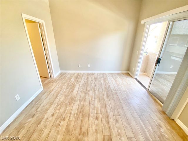 2153 Jade Creek Street 207, Las Vegas, NV 89117