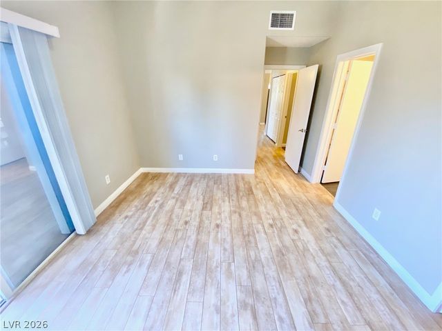 2153 Jade Creek Street 207, Las Vegas, NV 89117