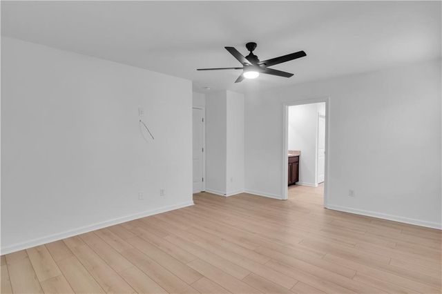 418 Lake Ridge Lane, Fairburn, GA 30213