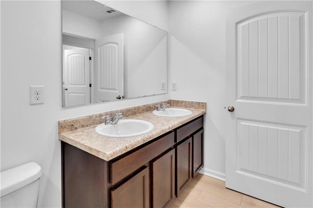 418 Lake Ridge Lane, Fairburn, GA 30213