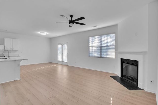 418 Lake Ridge Lane, Fairburn, GA 30213