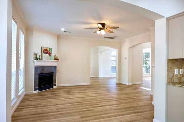 2136 Newport Drive, Flower Mound, TX 75028