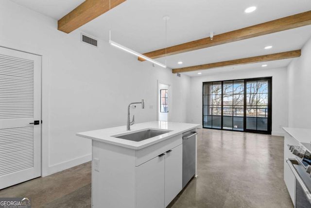 346 Peters Street SW 105, Atlanta, GA 30313