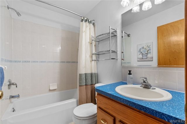 4620 Thornwood Court, Hamburg, NY 14075