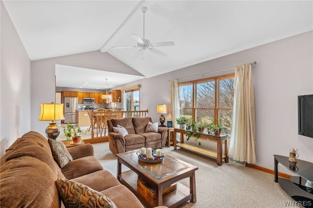 4620 Thornwood Court, Hamburg, NY 14075