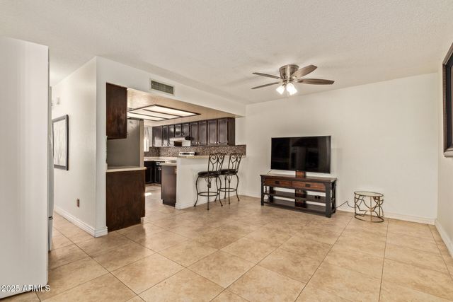 501 E TOPEKA Drive, Phoenix, AZ 85024