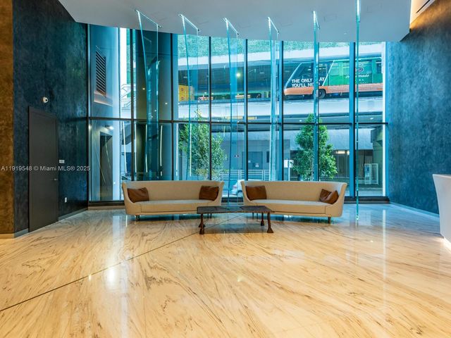 1000 Brickell Plz 3207, Miami, FL 33131