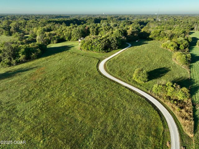 7777 Cr-110, Carthage, MO 64836