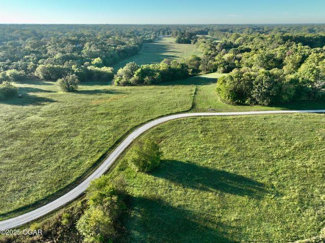 7777 Cr-110, Carthage, MO 64836