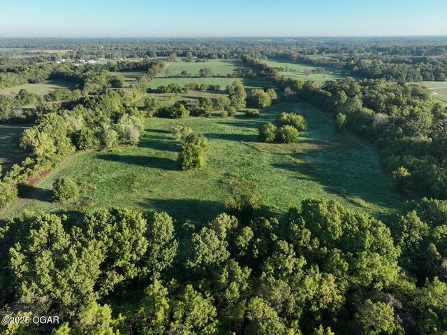 7777 Cr-110, Carthage, MO 64836