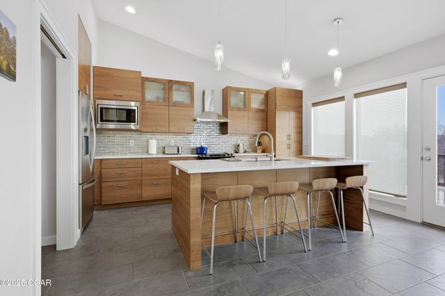 7777 Cr-110, Carthage, MO 64836