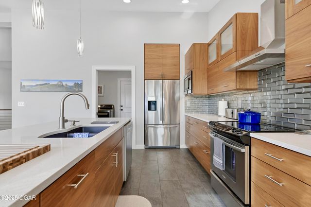 7777 Cr-110, Carthage, MO 64836