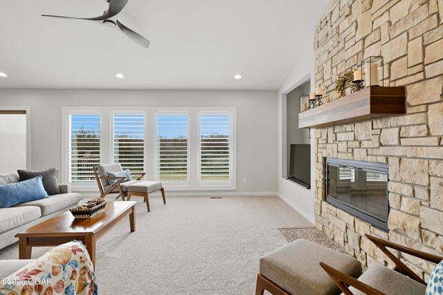 7777 Cr-110, Carthage, MO 64836