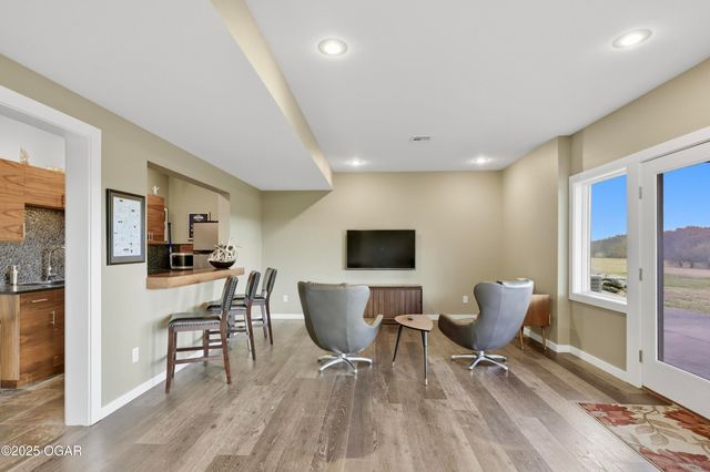 7777 Cr-110, Carthage, MO 64836