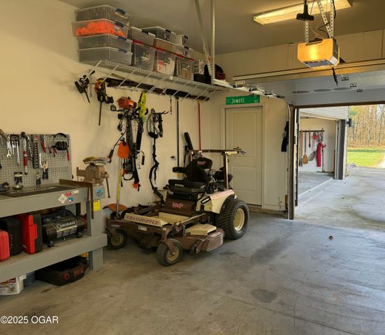 7777 Cr-110, Carthage, MO 64836