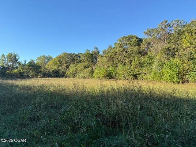 7777 Cr-110, Carthage, MO 64836