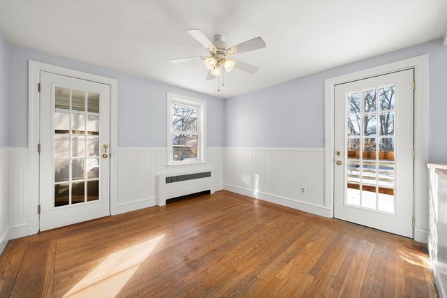 25 Newfield Ave, Warwick, RI 02888