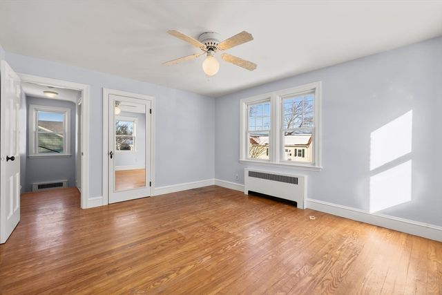 25 Newfield Ave, Warwick, RI 02888