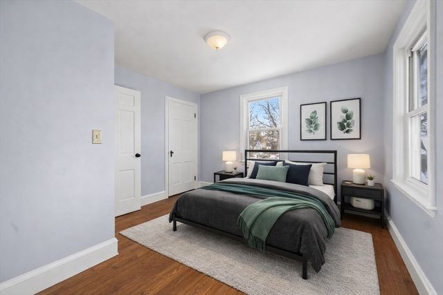 25 Newfield Ave, Warwick, RI 02888