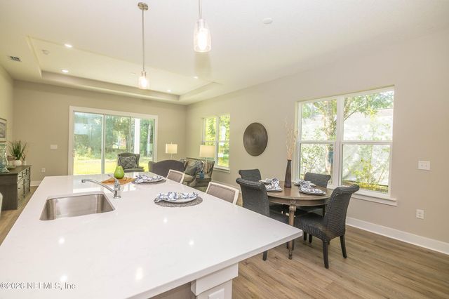 102 ORANGE TREE Road, East Palatka, FL 32131