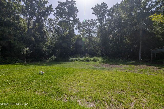 102 ORANGE TREE Road, East Palatka, FL 32131