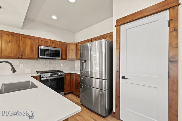 1051 Baxter Creek Way E, Bozeman, MT 59718