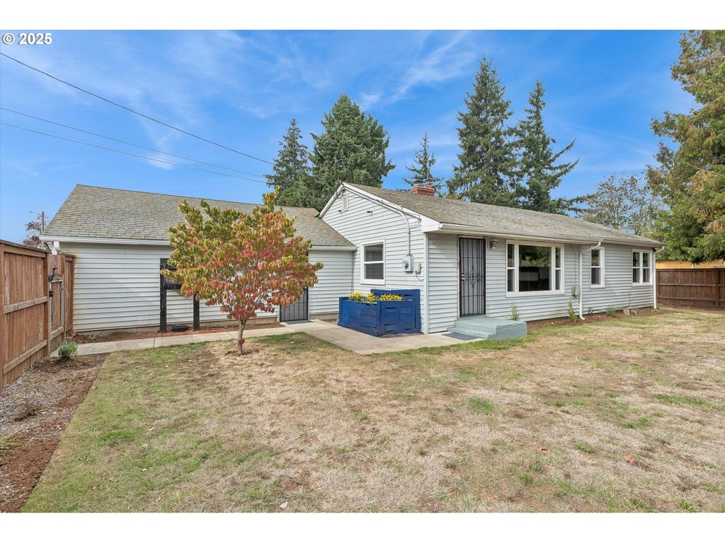 1751 Se 162ND Ave, Portland, OR 97233