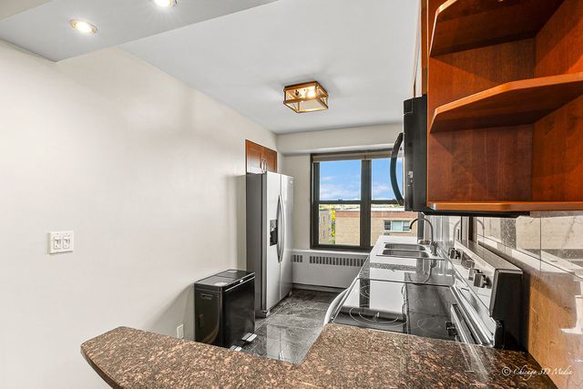 6118 N Sheridan Road 608, Chicago, IL 60660