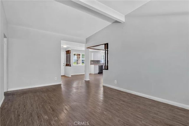 19448 Blythe, Reseda, CA 91335