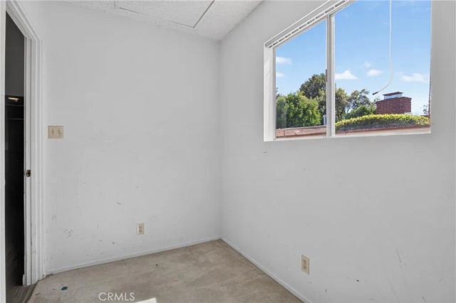 19448 Blythe, Reseda, CA 91335