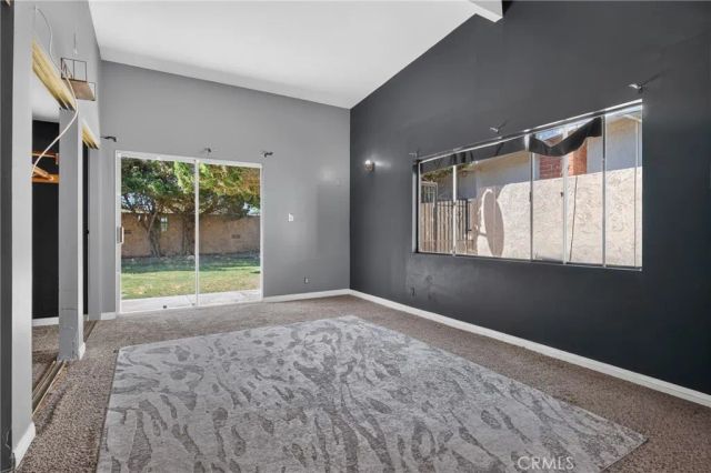 19448 Blythe, Reseda, CA 91335