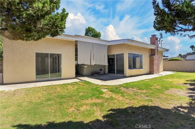 19448 Blythe, Reseda, CA 91335