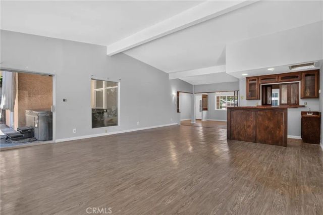 19448 Blythe, Reseda, CA 91335