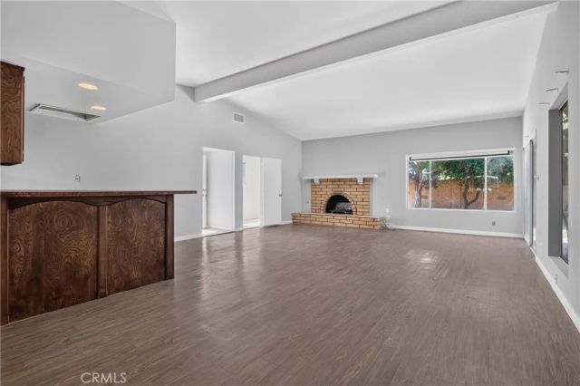 19448 Blythe, Reseda, CA 91335